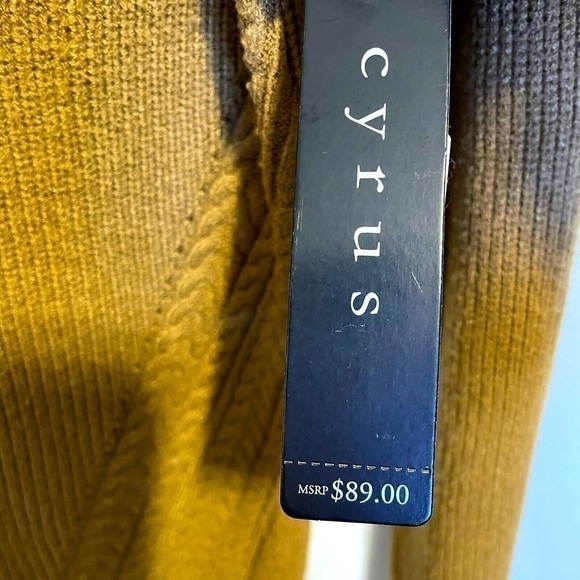 Cyrus Women’s Crew Neck Ribbed Tunic Sweater Brown Sugar Small NWT Extra Long - Picture 12 of 12